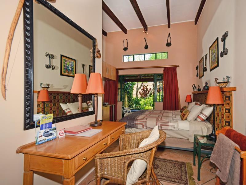 Cherry Tree Cottage B&B Linden Йоганнесбурґ Екстер'єр фото